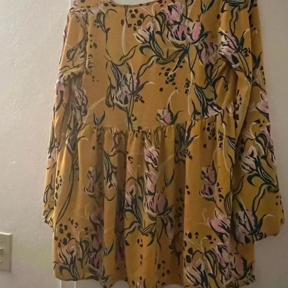 Free people yellow flowered flowy shirt size S - Picture 4 of 6